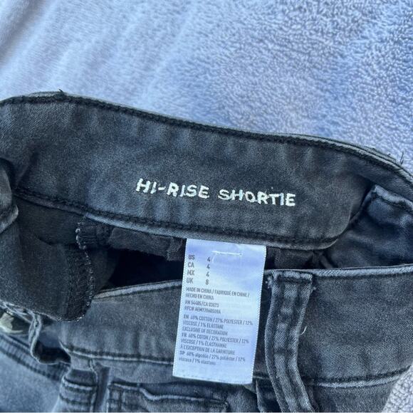 American Eagle Outfitters Black High Rise Shortie Cuffed Shorts Basic Emo Size 4 - Picture 5 of 9